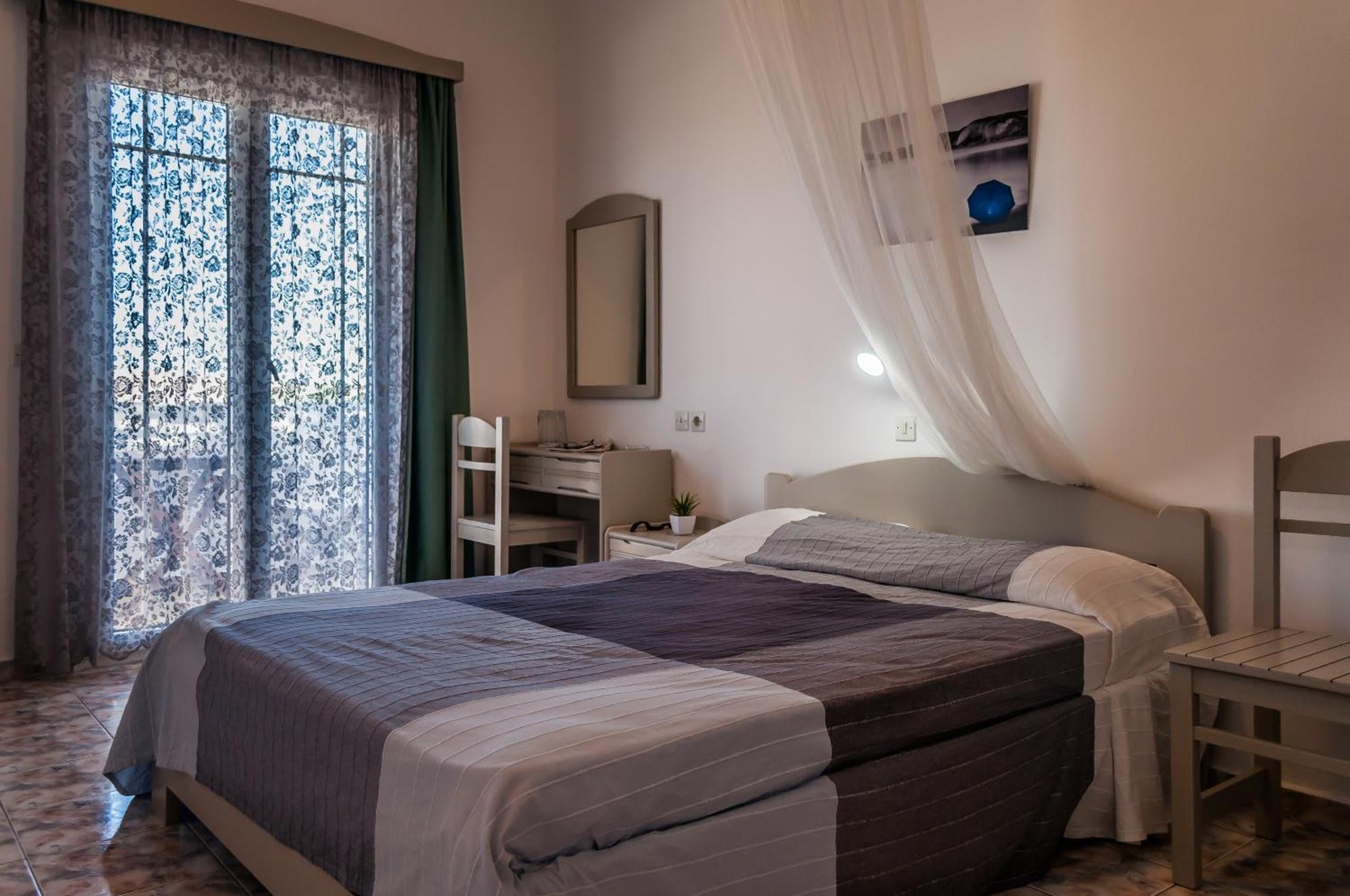 Agnanti View Hotel Pachaina 외부 사진